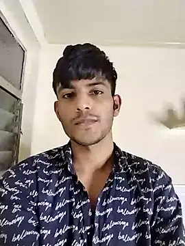 kingkartik7 online show from February 14, 2025, 9:32 pm