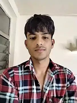 kingkartik7 online show from February 15, 2025, 10:52 pm