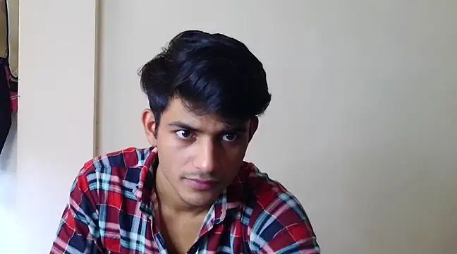 kingkartik7 online show from March 12, 2025, 7:13 am