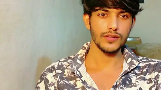 kingkartik7 online show from July 4, 2026, 5:19 pm