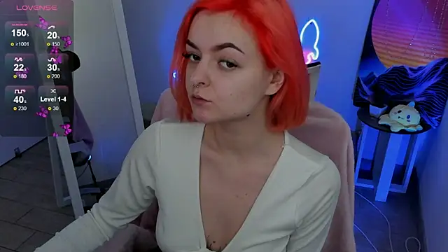 Fire Bestie online show from March 2, 2025, 6:59 am