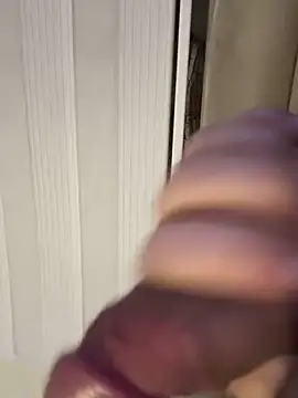 derFickerali online show from December 12, 2024, 9:04 pm