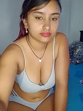 Snapshot of sariitha_sw chatting on October 2, 2025, 8:38 pm sariitha sw online show from October 2, 2025, 8:38 pm