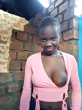 Snapshot of Black_juicy24 chatting on November 18, 2025, 4:06 am Black juicy24 online show from November 18, 2025, 4:06 am
