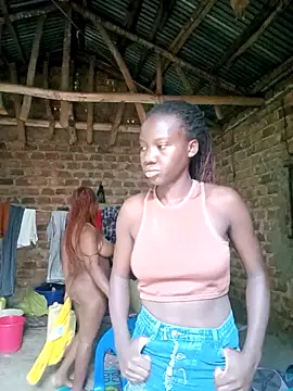 Snapshot of Black_juicy24 chatting on December 1, 2025, 4:28 am Black juicy24 online show from December 1, 2025, 4:28 am