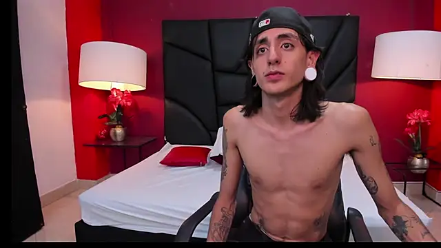 Snapshot of Matthew_Dixonn chatting on January 10, 2025, 9:02 am Matthew Dixonn online show from January 10, 2025, 9:02 am