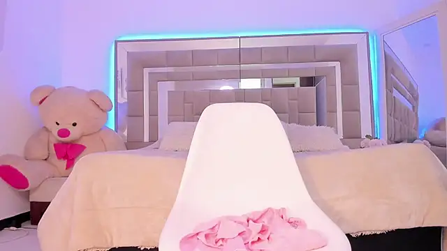 Hanna fost online show from March 8, 2025, 3:56 pm