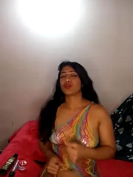 Snapshot of Astridjose chatting on April 12, 2026, 1:43 am Astridjose online show from April 12, 2026, 1:43 am