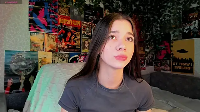 Butterflys1268 online show from February 6, 2025, 10:21 pm