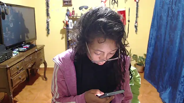 smith lechosoxxx online show from November 18, 2025, 8:08 am