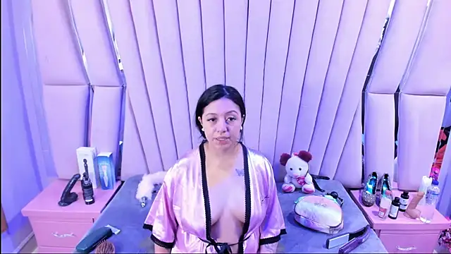 Snapshot of slut_anal_ chatting on March 17, 2026, 3:55 am slut anal online show from March 17, 2026, 3:55 am