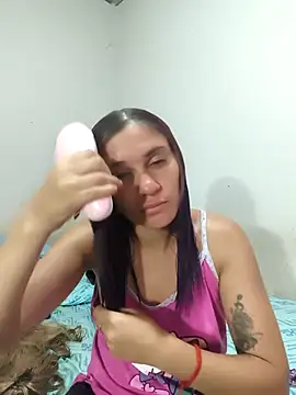 Scarlett-Leh online show from October 17, 2025, 2:48 am