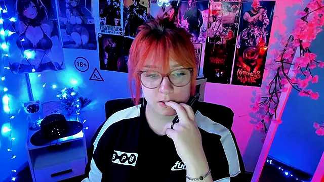 Rudy 02 online show from November 24, 2025, 9:47 pm