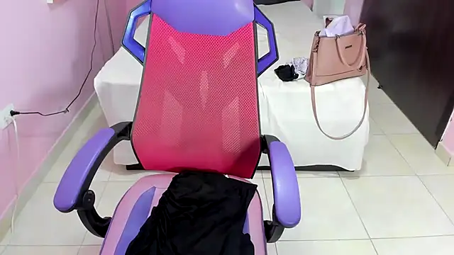 mommy whore slut online show from March 12, 2025, 11:42 am