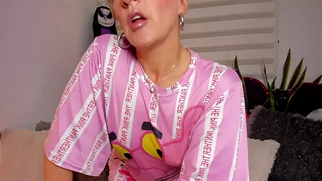 Sammykatt online show from October 18, 2025, 11:33 am