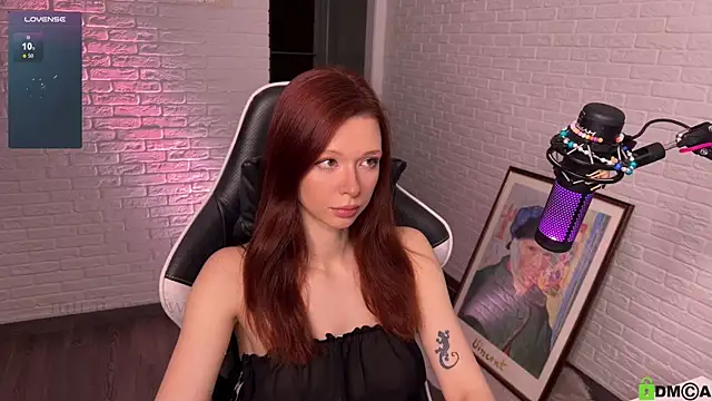 mirai meeow online show from February 1, 2025, 7:47 am