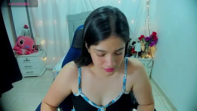 Snapshot of Alison_girl20 chatting on December 30, 2024, 11:49 pm Alison girl20 online show from December 30, 2024, 11:49 pm