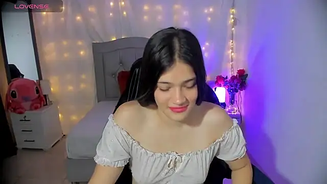 Snapshot of Alison_girl20 chatting on January 28, 2025, 10:12 pm Alison girl20 online show from January 28, 2025, 10:12 pm