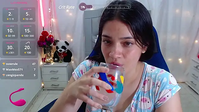 Snapshot of Alison_girl20 chatting on March 1, 2025, 2:04 am Alison girl20 online show from March 1, 2025, 2:04 am