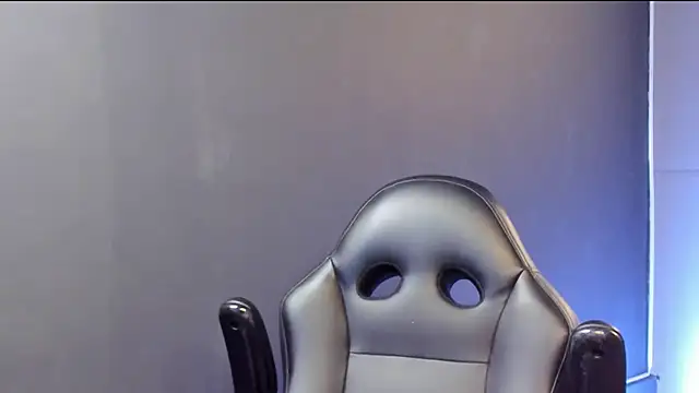 bradley smith online show from November 1, 2025, 4:03 am