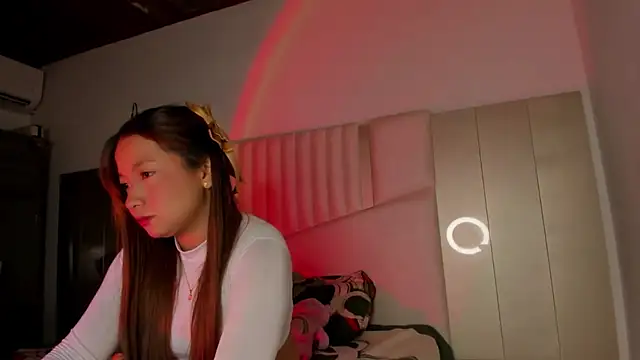 queen angelique online show from November 25, 2025, 2:00 am