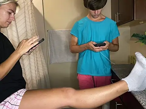 girlfriendmissy online show from September 17, 2025, 7:26 pm