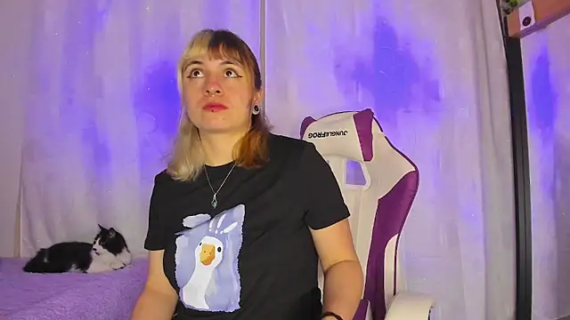 GilaKat online show from January 21, 2025, 4:43 am