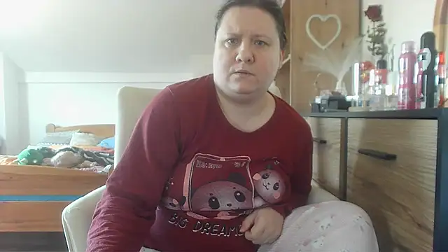 ReifeVenna online show from February 21, 2025, 7:34 am