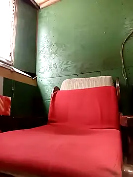 Chocolate factory man online show from December 14, 2024, 11:39 am