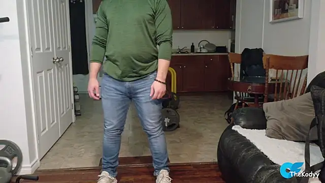 Snapshot of Thekodyy chatting on April 15, 2026, 7:58 pm Thekodyy online show from April 15, 2026, 7:58 pm