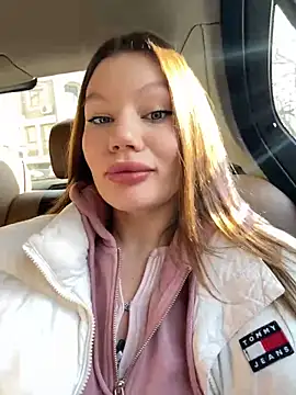 justmila online show from January 8, 2025, 11:10 am