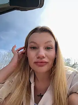 justmila online show from March 25, 2026, 10:32 am