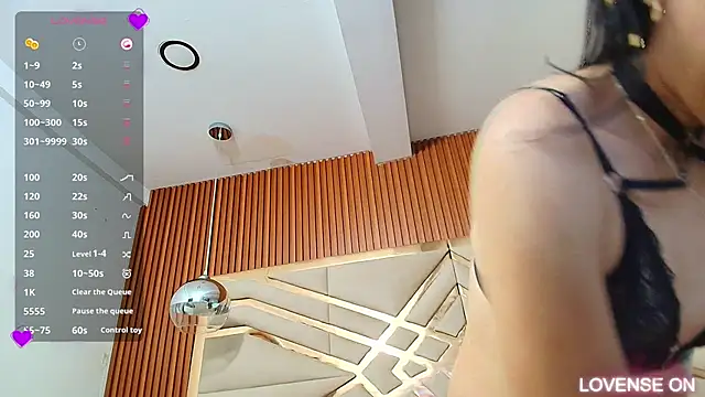 Sluttyandmature online show from March 8, 2025, 12:52 pm