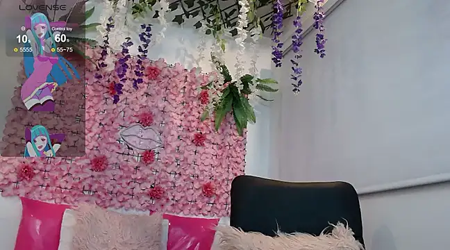 BLONDE SEXYHOT online show from March 4, 2025, 2:06 am