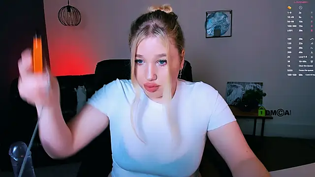 Snapshot of juli_kisss chatting on January 3, 2025, 8:01 pm juli kisss online show from January 3, 2025, 8:01 pm