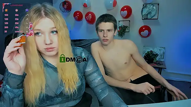 Snapshot of juli_kisss chatting on February 19, 2025, 2:12 am juli kisss online show from February 19, 2025, 2:12 am