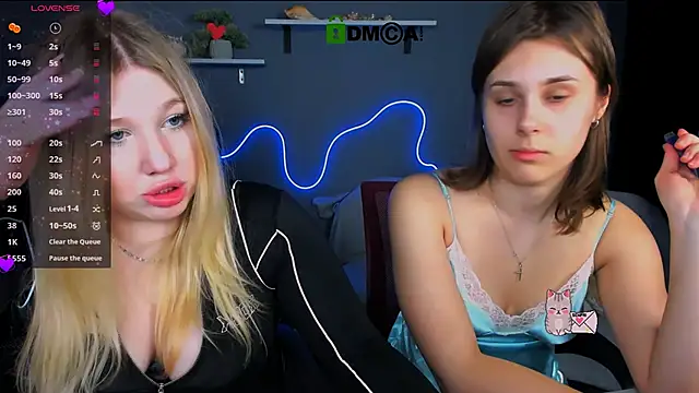 Snapshot of juli_kisss chatting on March 14, 2025, 9:10 pm juli kisss online show from March 14, 2025, 9:10 pm