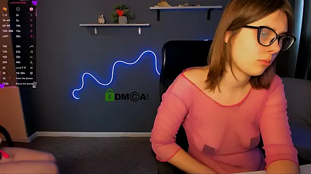 Snapshot of juli_kisss chatting on March 20, 2025, 5:24 am juli kisss online show from March 20, 2025, 5:24 am