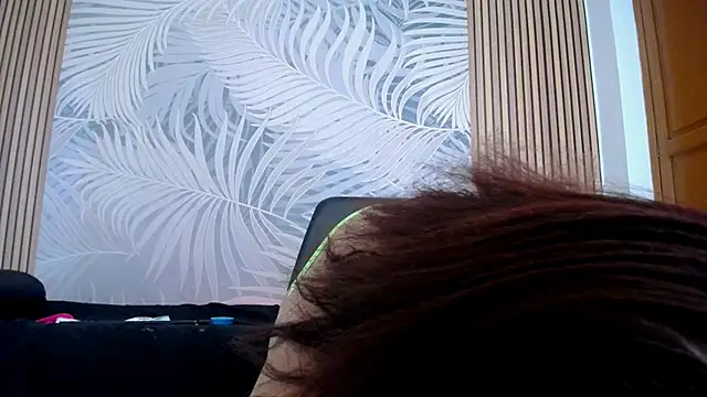 Snapshot of LauraRossi_Nova chatting on February 24, 2025, 4:26 pm LauraRossi Nova online show from February 24, 2025, 4:26 pm