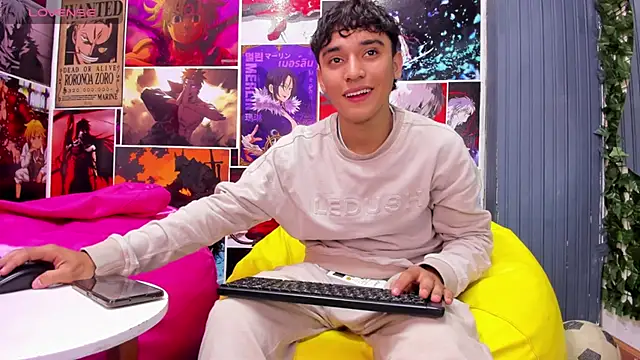 Snapshot of Austin_Cardieff chatting on January 14, 2025, 11:48 pm Austin Cardieff online show from January 14, 2025, 11:48 pm