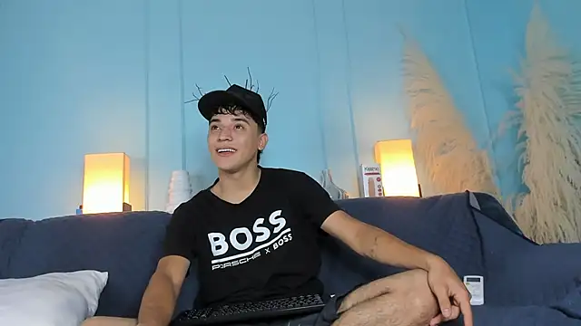 Snapshot of Austin_Cardieff chatting on March 12, 2025, 3:35 am Austin Cardieff online show from March 12, 2025, 3:35 am