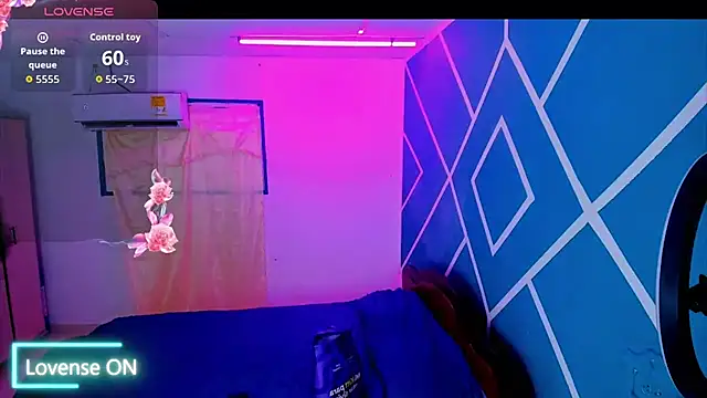 sasha fox00 online show from October 3, 2025, 3:03 am