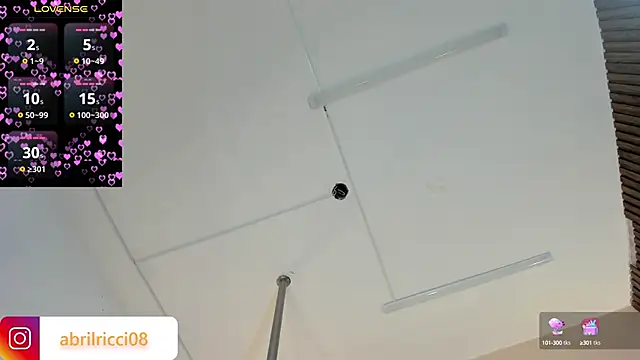 Snapshot of abril_ricci chatting on March 3, 2025, 3:52 am abril ricci online show from March 3, 2025, 3:52 am