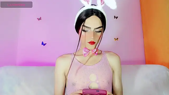 TatiGil online show from December 14, 2025, 7:07 pm