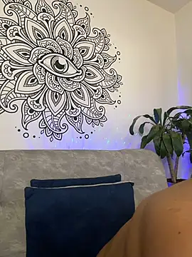 aaroncolombia online show from October 29, 2025, 10:06 am