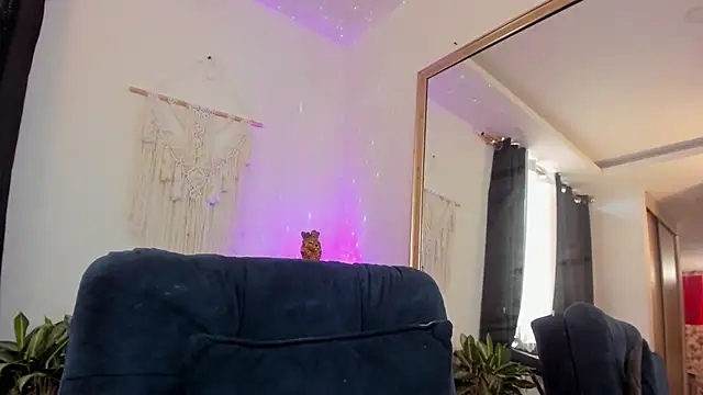 Snapshot of aaroncolombia chatting on March 7, 2026, 1:30 pm aaroncolombia online show from March 7, 2026, 1:30 pm