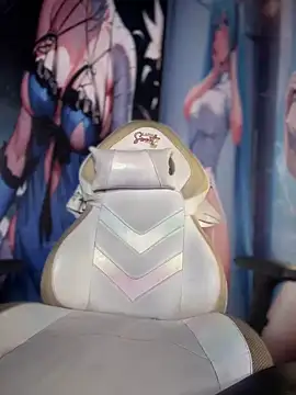 Thyana LS online show from February 18, 2025, 1:55 pm