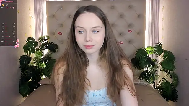 Julie Rhodes online show from March 1, 2025, 12:56 pm