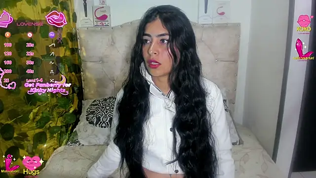 cristalconnorr online show from November 14, 2025, 3:22 pm