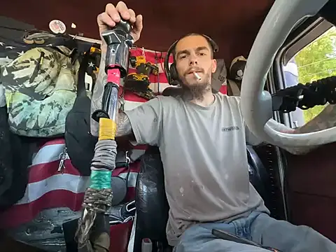 XMeF10 online show from April 20, 2026, 2:31 pm